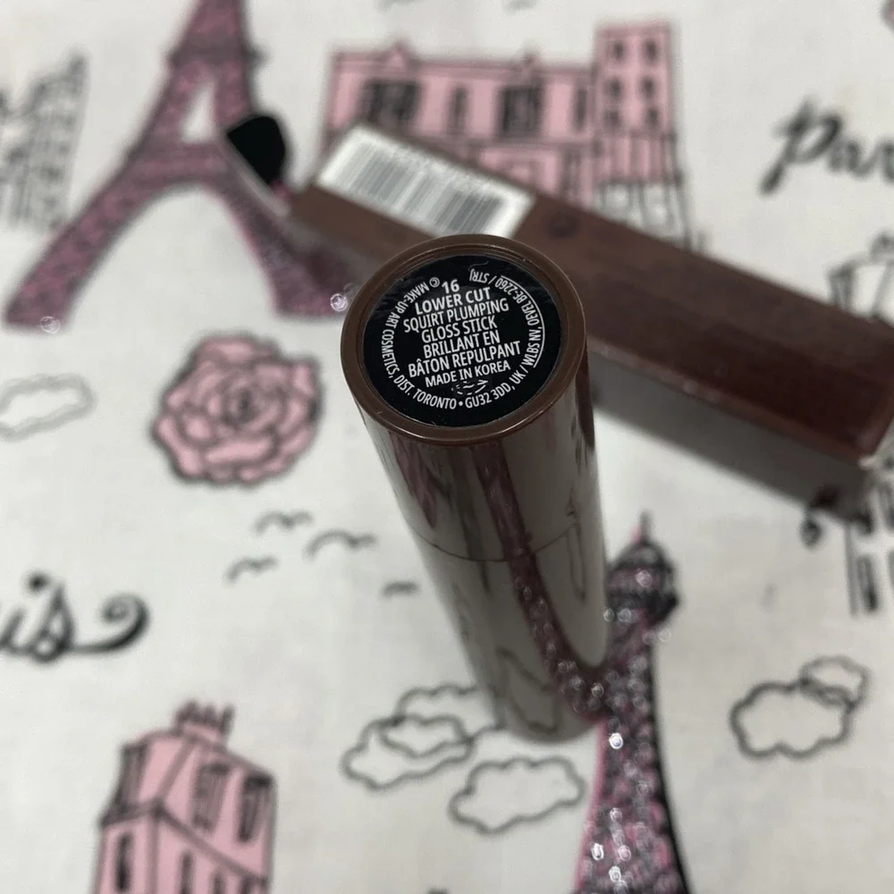 mac squirt plumping gloss stick 16 Lower Cut